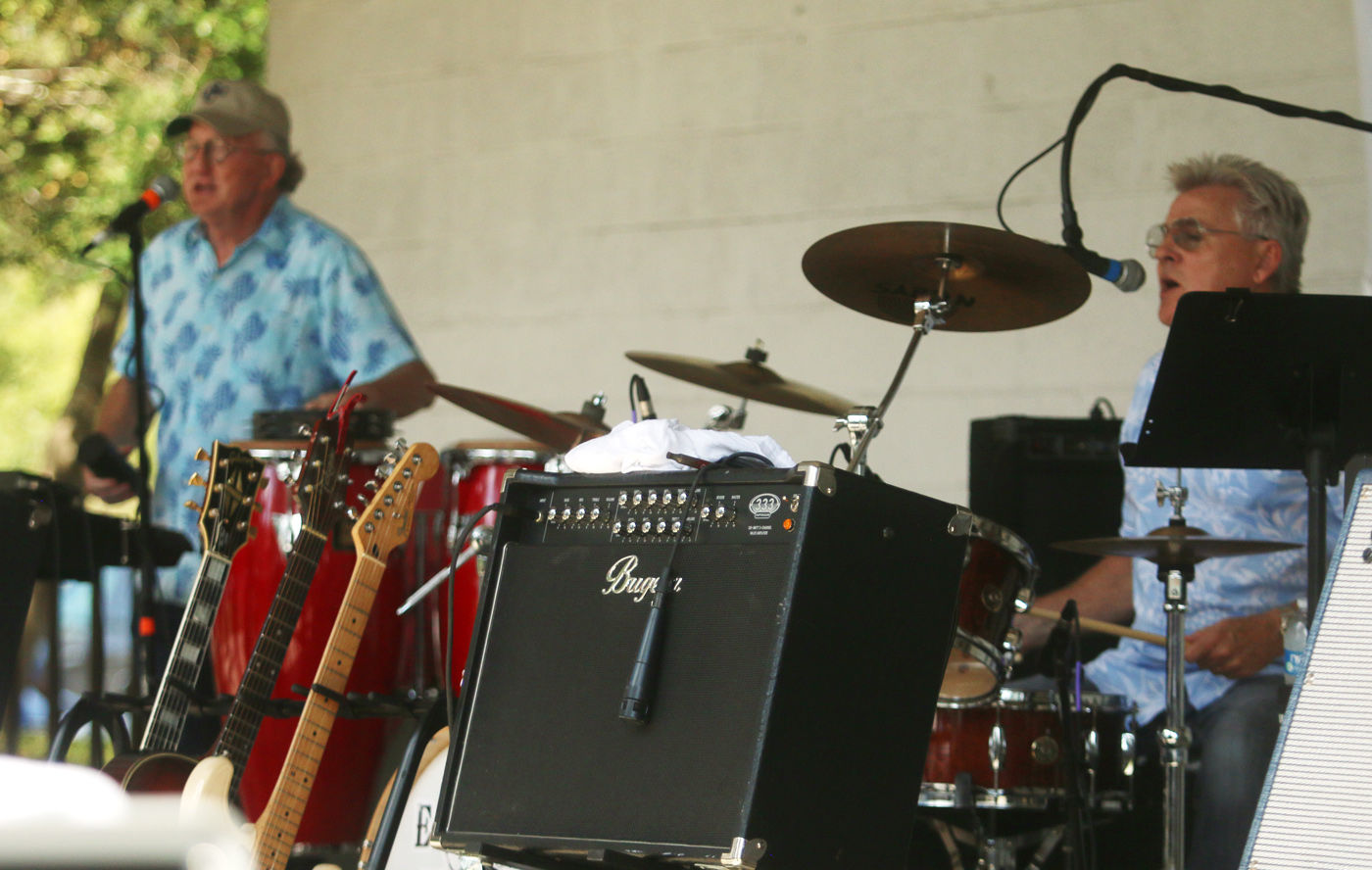 Mullins celebrates return of Golden Leaf Festival